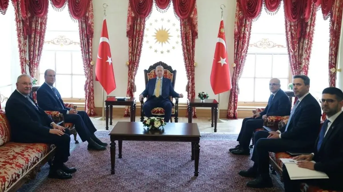 Başkan Erdoğan, Dünya Ekonomik Forumu Başkanı Fink’i kabul etti