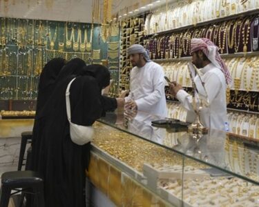Dubai'de mahsur kalan altın için 30 dolar indirim