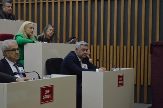 Görevden uzaklaştırılan Tanju Özcan’ın yerine yeni başkanvekili seçildi 1