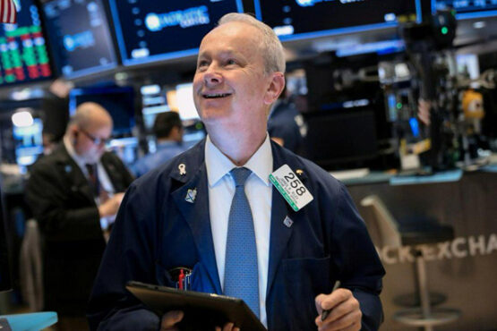 New York borsası haftayı kayıpla kapattı