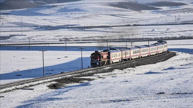 Turistik Doğu Ekspresi sezonu tamamladı: 10 bin yolcu Ankara-Kars hattında seyahat etti