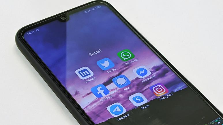 Almanya’da bakanları hedef alan siber saldırıya soruşturma haberi