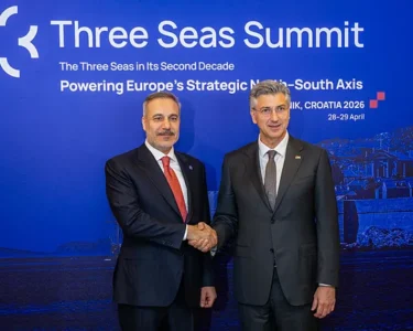 Bakan Fidan, Üç Deniz Girişimi 11. Zirvesi'ne katıldı