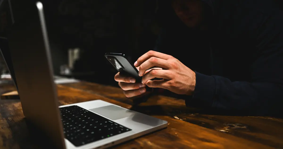 Beyaz Saray çalışanlarına uyarı mesajı. “Gizli bilgilerle bahis oynamayın”