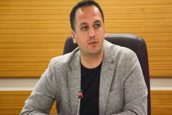 Bornova Belediye Başkanı Eşki dahil 4 kişi gözaltına alındı