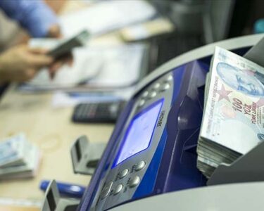 Bankacılık sektörünün mevduatı 1.4 trilyon lira arttı