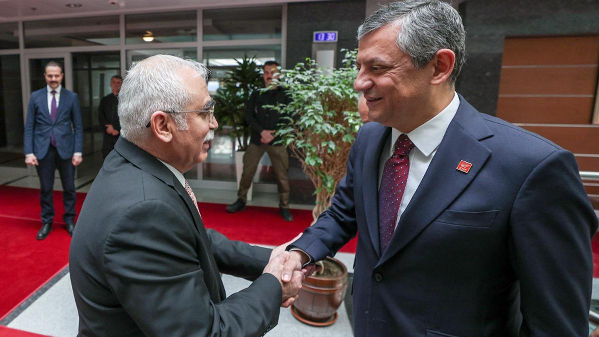 CHP Genel Başkanı Özel: “Bu ziyareti bir nezaket, makama saygı ve güven çerçevesinde yapıyoruz”