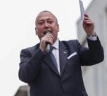 CHP toplantısına damga vuran Özkan Yalım çıkışı:  Ahlaksızlık  göndermesi 1