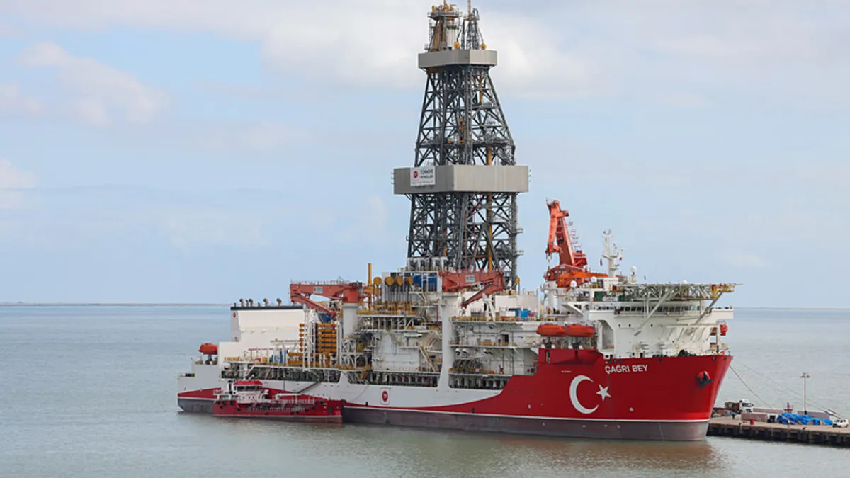 Çağrı Bey sondaj gemisi Somali’ye ulaştı