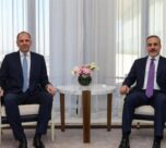 Dışişleri Bakanı Hakan Fidan, Yunan mevkidaşı ile telefonda görüştü 1