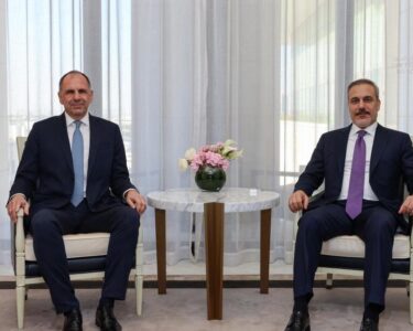 Dışişleri Bakanı Hakan Fidan, Yunan mevkidaşı ile telefonda görüştü 1