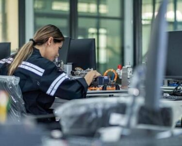 Elektrik-elektronik ihracatında rekor: İlk çeyrekte 4,2 milyar dolar