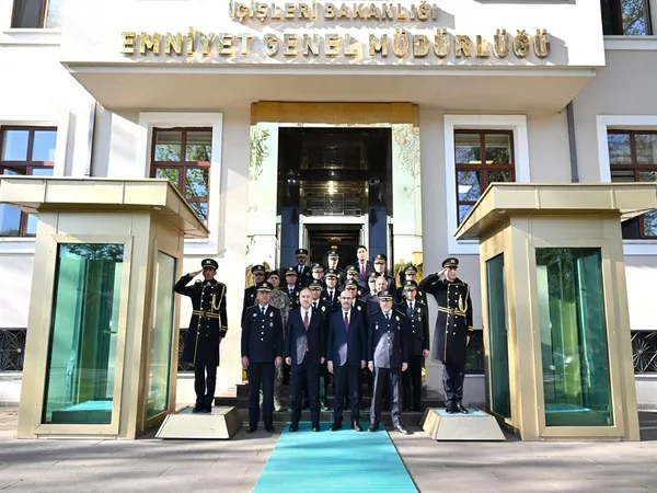 Emniyet Genel Müdürlüğünde devir teslim: Ali Fidan, görevi Mahmut Demirtaş’tan devraldı