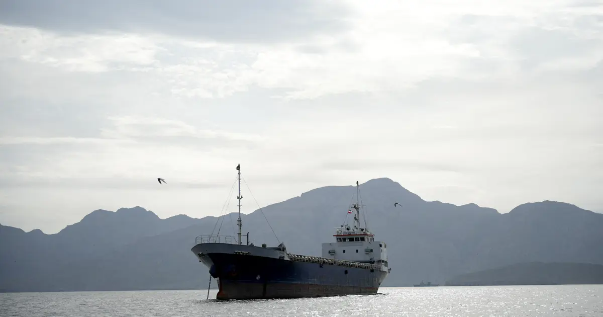 Hürmüz’de trafik durdu. 24 saatte sadece 5 gemi geçti