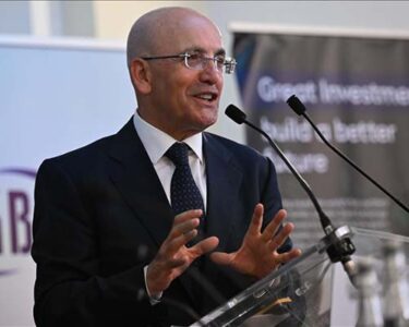 Mehmet Şimşek'ten gıda ve hizmet enflasyonu mesajı