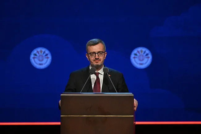 İletişim Başkanı Duran: Manipüle edilmiş içerikler günümüz çatışmalarının yeni cephe hatlarını oluşturmaktadır