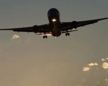 İran yarın dış hat uçuşlarına yeniden başlıyor