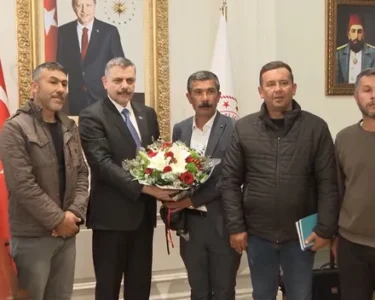 Maden işçilerinden Bakan Çiftçi'ye teşekkür ziyareti