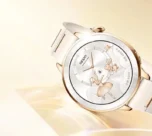 Oppo Watch X3 Mini Safir Kristal Camı ve Altın Kasasıyla Tanıtıldı