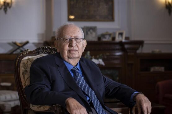 SON DAKİKA | Hüsamettin Cindoruk hayatını kaybetti 1