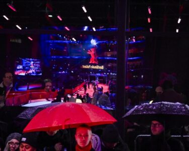 Dünyaca ünlü 81 sanatçının Filistin isyanı