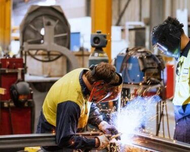 Sanayide güçlü dönüş: 9 ayın zirvesi görüldü