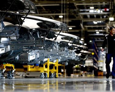 Almanya’da sanayi üretimi sürpriz şekilde geriledi