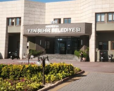 Mersin Yenişehir Belediyesi'ne rüşvet operasyonu: Gözaltılar var