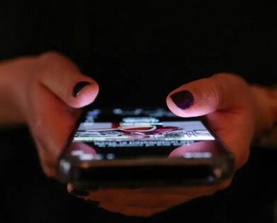 Yunanistan 15 yaş altına sosyal medyayı yasaklıyor