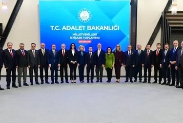 Adalet Bakanı Akın Gürlek Ege Bölgesi Milletvekilleriyle bir araya geldi