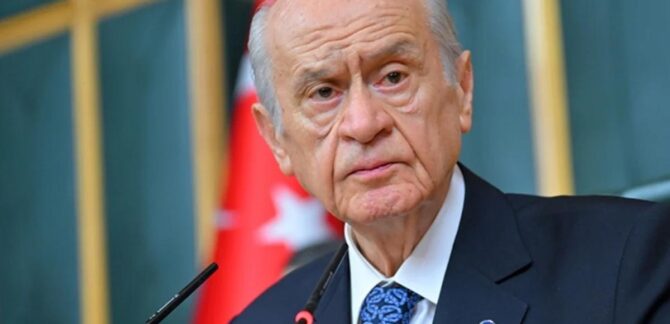 Bahçeli den ses getirecek yeni çıkış:  Yeni yol haritasına ihtiyaç var  1