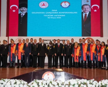 Bakan Çiftçi, Jandarma ve Sahil Güvenlik Akademisi’nde subay ve astsubay adaylarıyla bir araya geldi