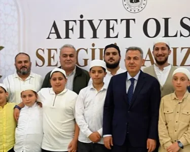 Bakan Çiftçi, hafızlara söz vermişti: Yemek programı düzenlendi