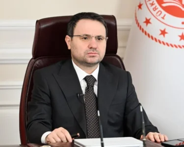 Bakan Gürlek duyurdu: 1 milyar 600 milyonluk kirli para trafiği olan suç örgütü çökertildi