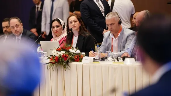 Bakan Kurum, Hatay’da yabancı basın mensuplarıyla buluştu
