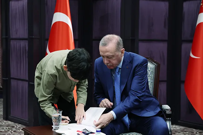 Başkan Erdoğan, Gazzeli Ebu Cezer ve ailesini kabul etti