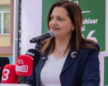 Burcu Köksal AK Parti ye ne zaman katılacak? O tarihi işaret etti 1