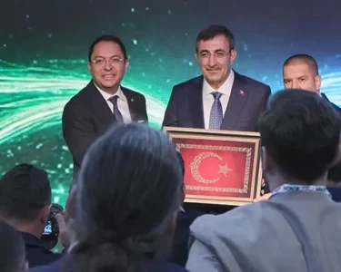 Cevdet Yılmaz: Ekonomimiz 1,6 trilyona ulaştı