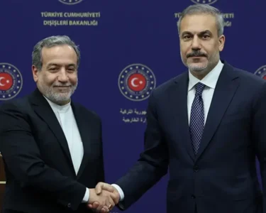 Dışişleri Bakanı Fidan, İran Dışişleri Bakanı Arakçi ile görüştü
