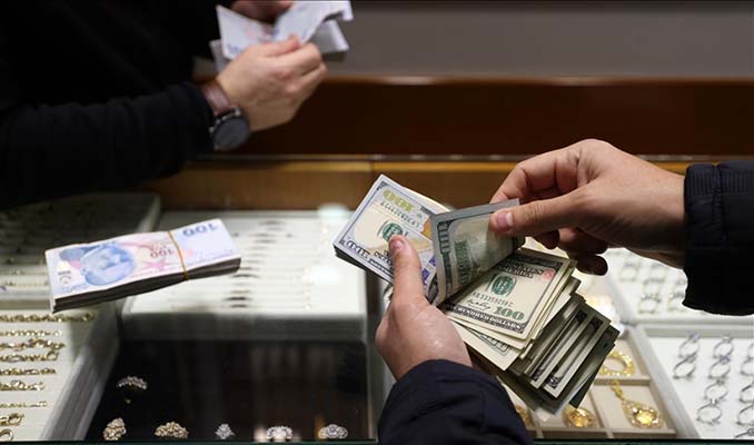 Ekonomi yönetimi üzerine IMF polemiği büyüyor haberi