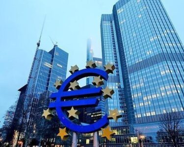 Euro bölgesi imalat PMI nisanda 52,2’ye yükseldi