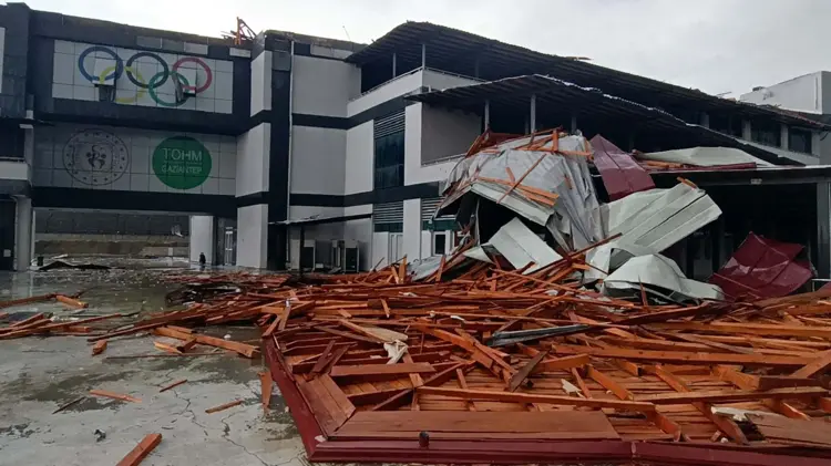 Gaziantep’te sağanak ve fırtına hayatı felç etti haberi