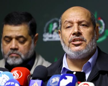 İsrail, Hamas üst düzey yöneticisinin oğlunu öldürdü