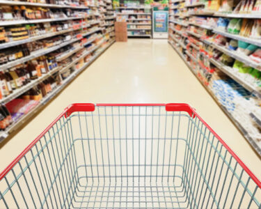 Marketlerde yeni dönem: Tarihi geçmiş ürünler reyonu