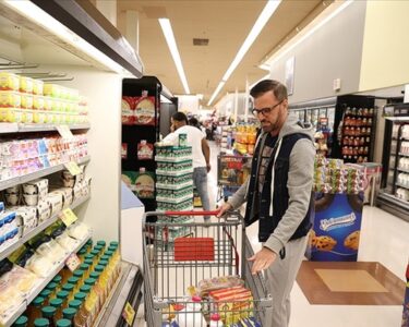 ABD'de tüketicilerin kısa vadeli enflasyon beklentisi yükseldi