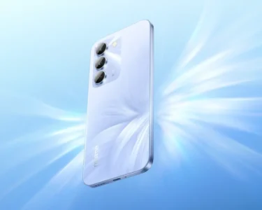 Realme C100