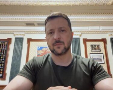 Zelenskiy, Rusya'nın saldırılarında 21 kişinin öldüğünü söyledi