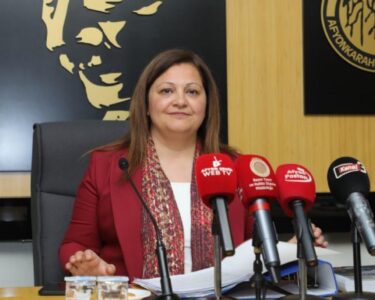 Son dakika | CHP den Burcu Köksal hamlesi: Disipline sevk edildi 1