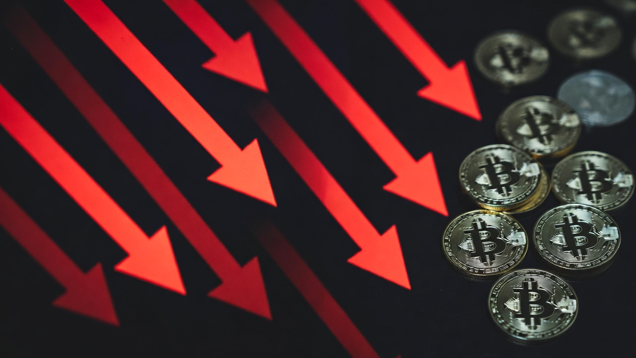 Strategy tek haftada 2 milyar dolarlık Bitcoin topladı haberi