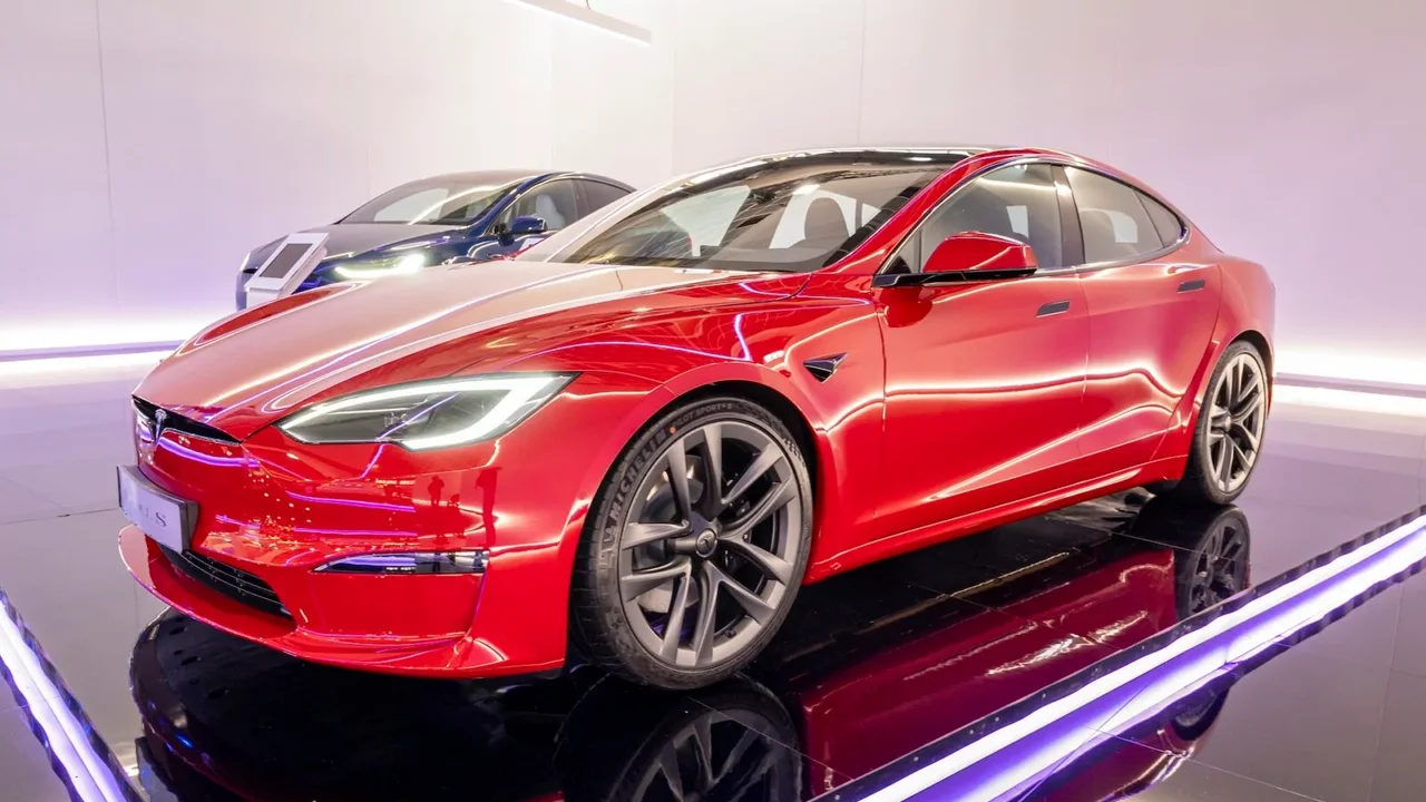 Tesla Model S ve Model X Üretimi Resmen Sona Erdi